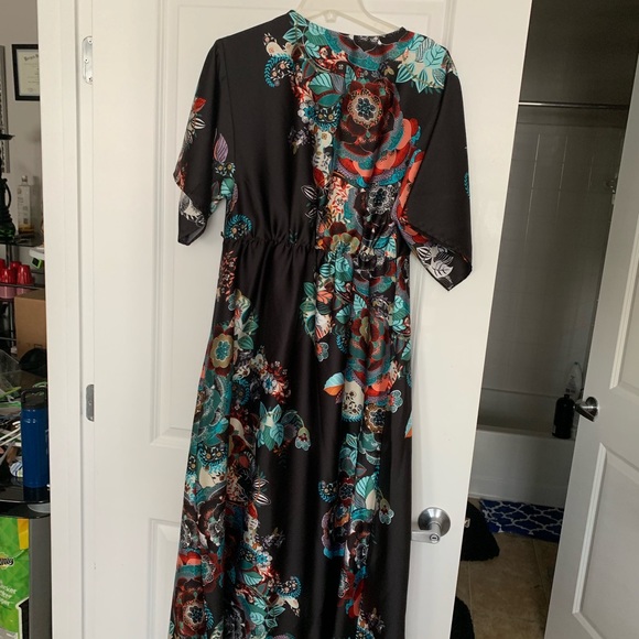 Dress - Picture 1 of 2